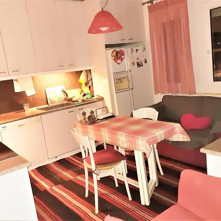 Malena Alykes * 沃洛斯